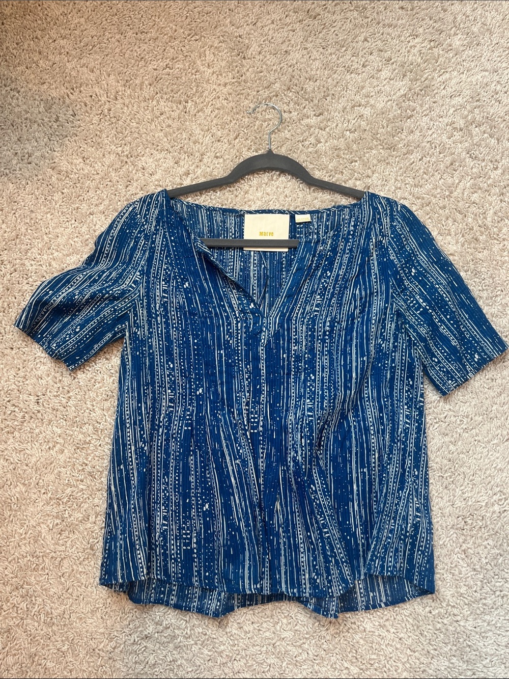 Anthropologie Navy Blue Short Sleeve V-Neck Patterned Blouse